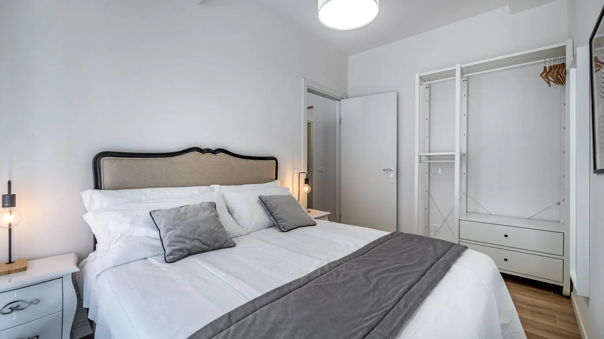 Yid Maroncelli Apartment Florenz 0*,  Italien